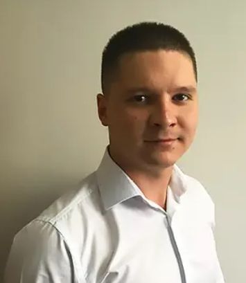 Алмаз Амиров